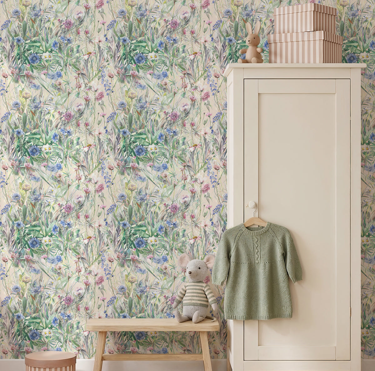 Meadow Flowers Watercolour Wallpaper